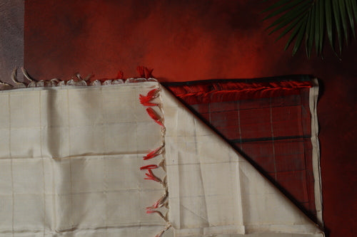 White Dobby Handloom Silk Saree