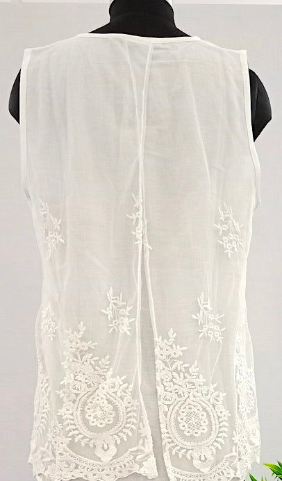 Effortless Chic: White Sleeveless Pure Cotton Crop Top-NV1147001-004