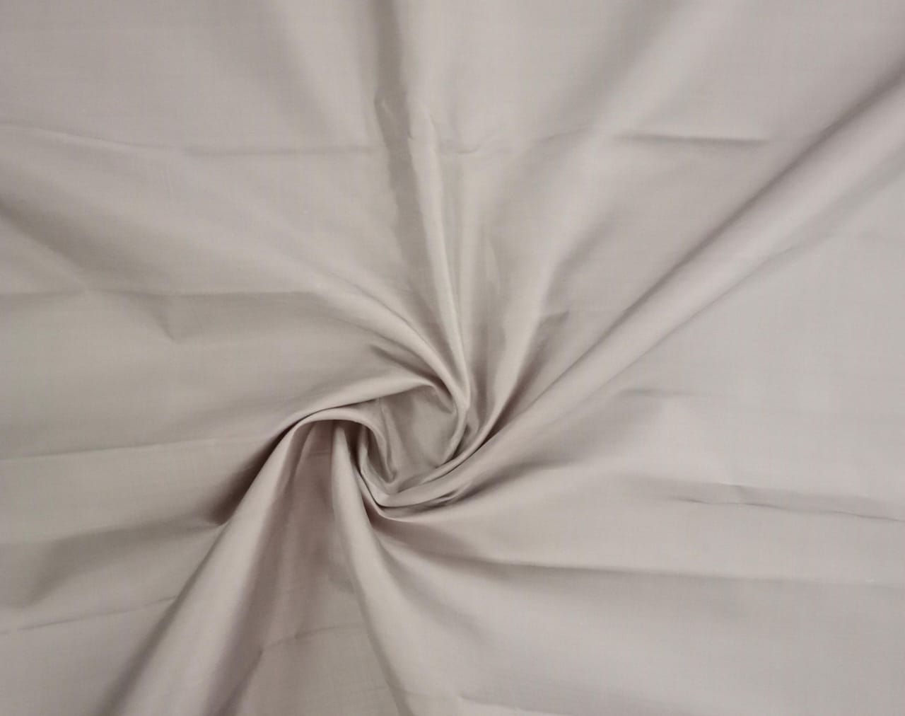 NVHSFG22 Grey Handloom Silk Fabric per meter