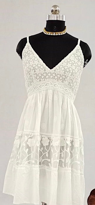 Elegance in White: Sleeveless Pure Cotton Short Dress-NV92219/I001-003