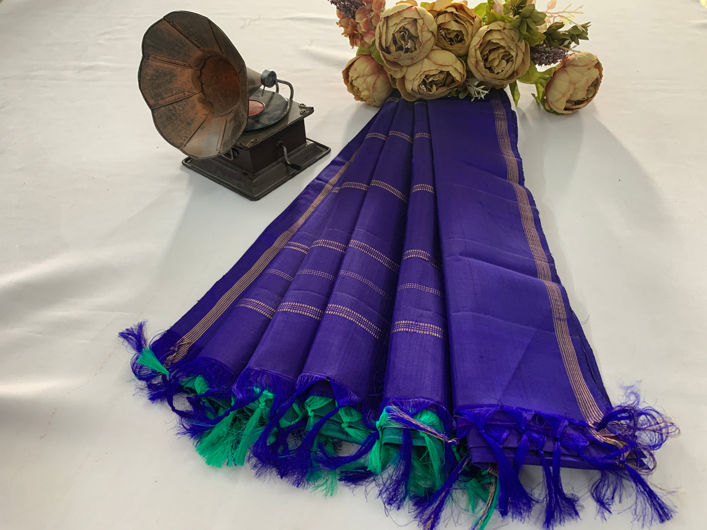 NVDHSSGB027 Green and Blue Dobby Handloom Silk Saree