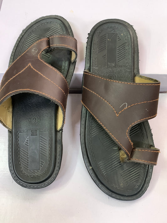 Rustic Elegance: Handcrafted Leather Men's Slippers