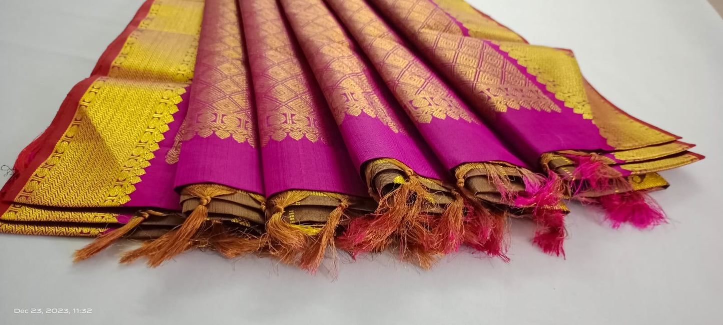 NVBS004 -Kaki and meron colour saree