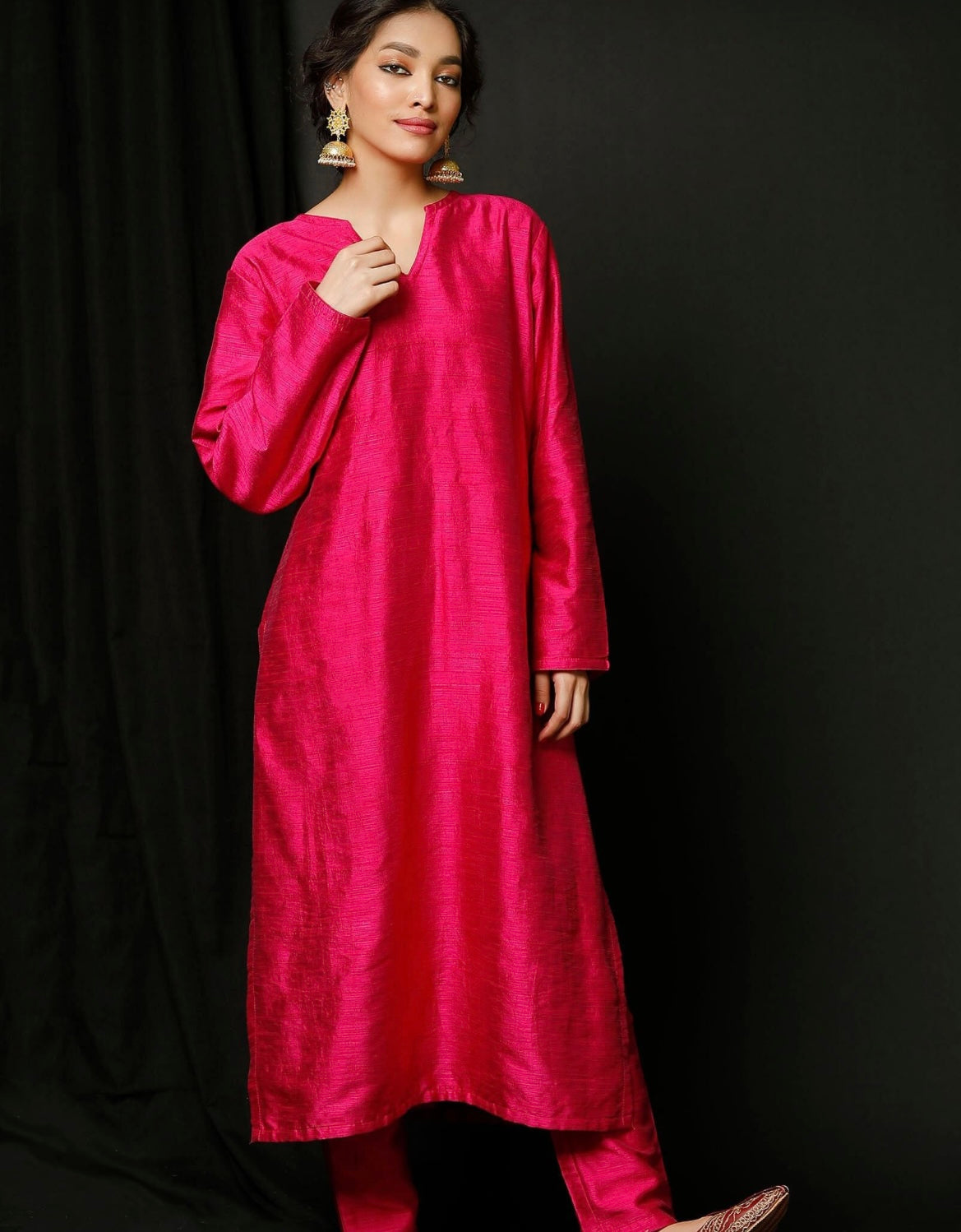 Hot Pink Silk Handloom Fabric per meter