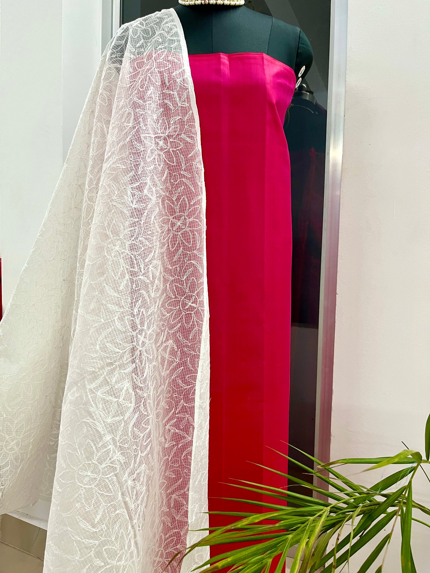 Hot Pink Silk Handloom Fabric per meter