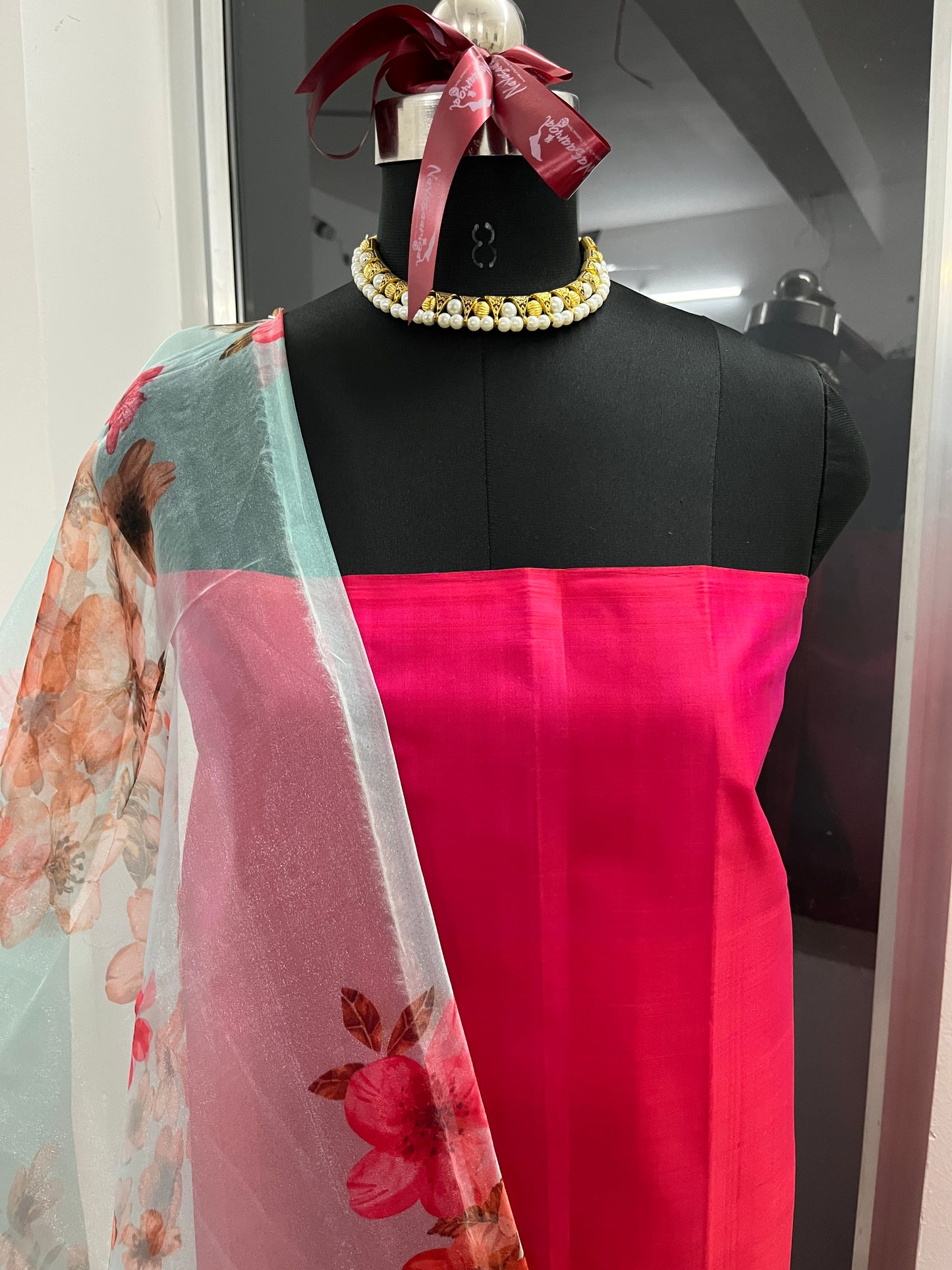 Hot Pink Silk Handloom Fabric per meter