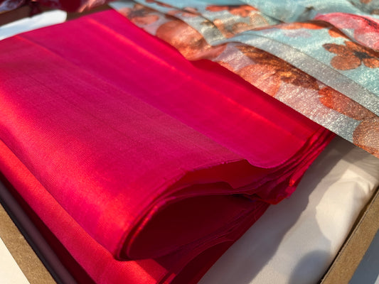 Hot Pink Silk Handloom Fabric per meter